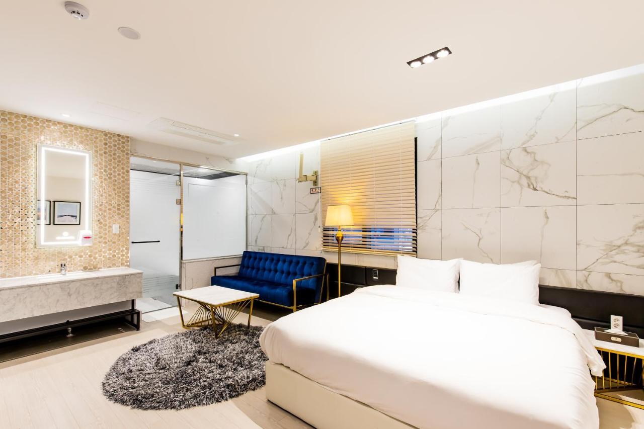 Air Sky Hotel Busan Esterno foto